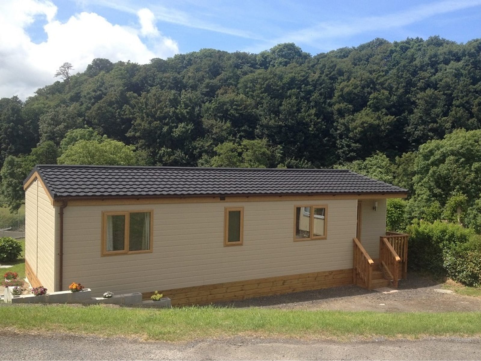 Lodge 2 exterior at Llwyngwair